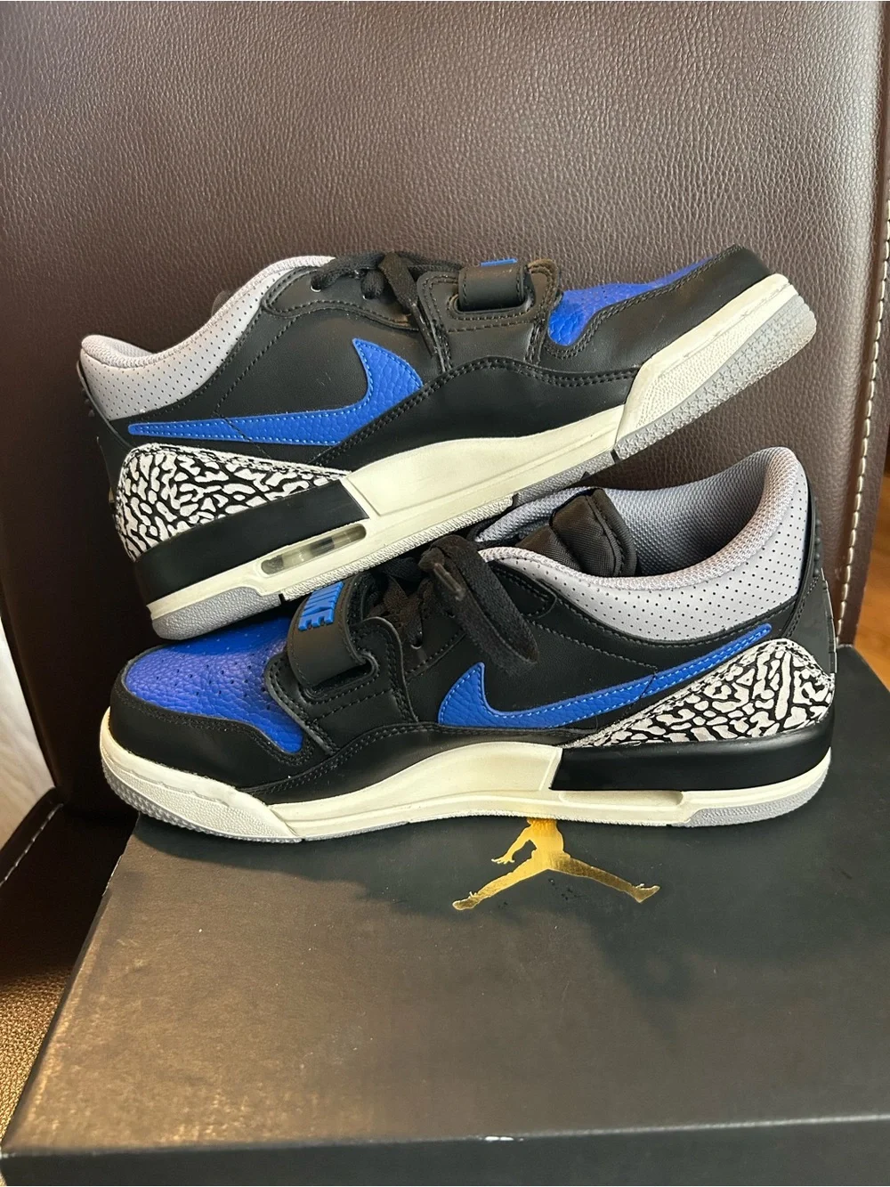Air Jordan Legacy 312 Low (GS) Size 7Y EUC